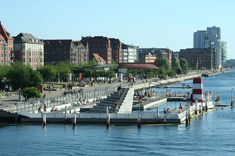 800px-Islandsbrygge_waterfront