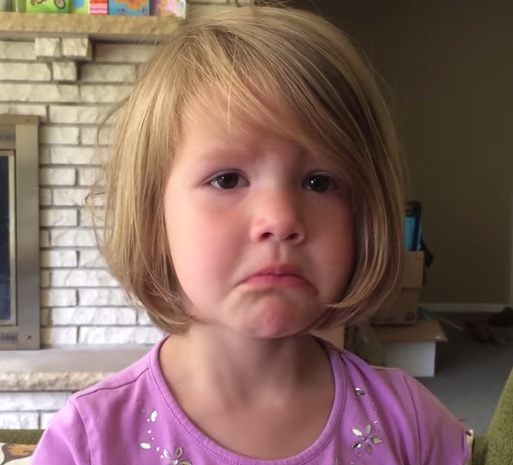 Inconsolable après avoir effacé une photo de son oncle.